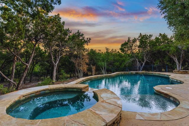 7409 Lantern View DR, Jonestown, TX 78645