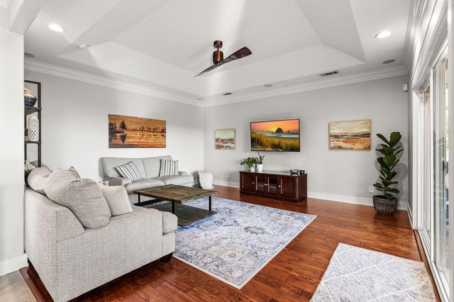 2358 Cumberland Drive, Redding, CA 96001