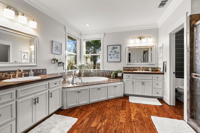 2358 Cumberland Drive, Redding, CA 96001