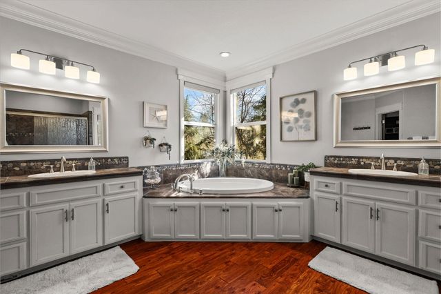 2358 Cumberland Drive, Redding, CA 96001