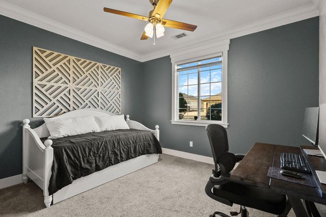 2358 Cumberland Drive, Redding, CA 96001