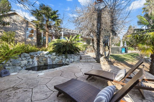 2358 Cumberland Drive, Redding, CA 96001