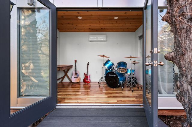 2358 Cumberland Drive, Redding, CA 96001