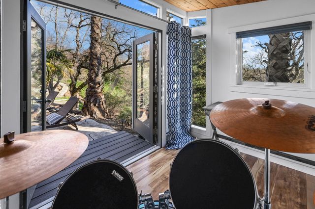 2358 Cumberland Drive, Redding, CA 96001