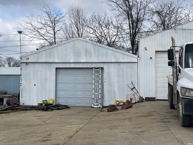 203 W Tenth Street, Mount Vernon, IN 47620