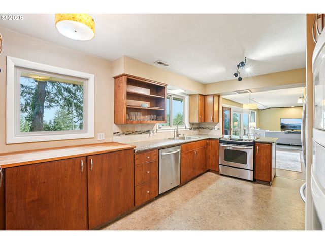 12444 Sw 57TH Ave, Portland, OR 97219