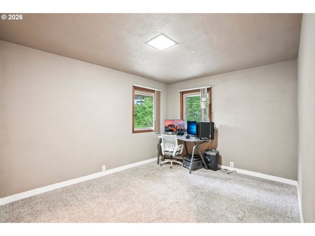 12444 Sw 57TH Ave, Portland, OR 97219