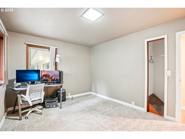 12444 Sw 57TH Ave, Portland, OR 97219