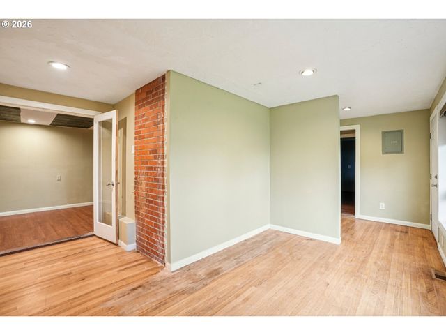 12444 Sw 57TH Ave, Portland, OR 97219