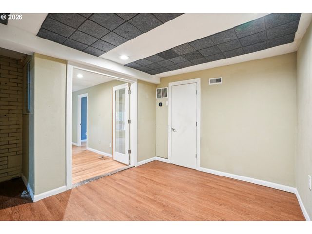 12444 Sw 57TH Ave, Portland, OR 97219