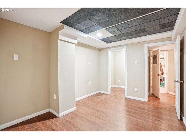 12444 Sw 57TH Ave, Portland, OR 97219