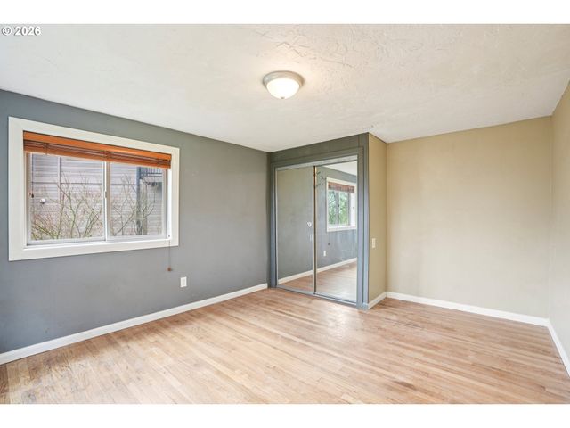 12444 Sw 57TH Ave, Portland, OR 97219