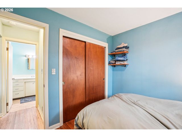 12444 Sw 57TH Ave, Portland, OR 97219