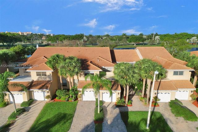 6765 Montego Bay Boulevard E, Boca Raton, FL 33433