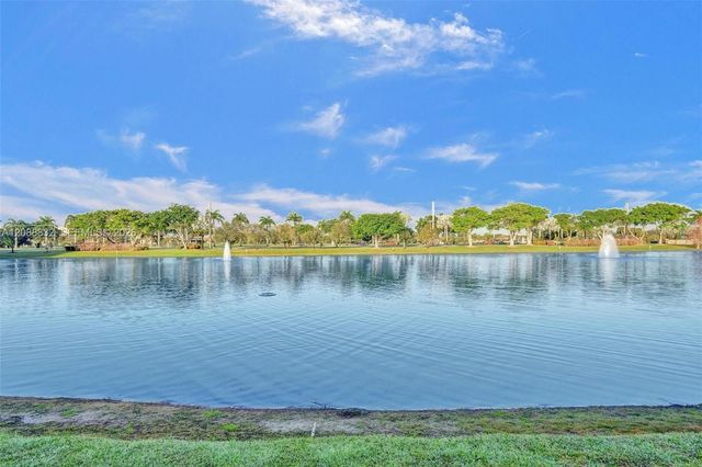 6765 Montego Bay Boulevard E, Boca Raton, FL 33433