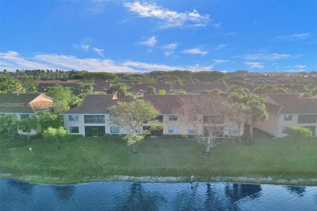 6765 Montego Bay Boulevard E, Boca Raton, FL 33433