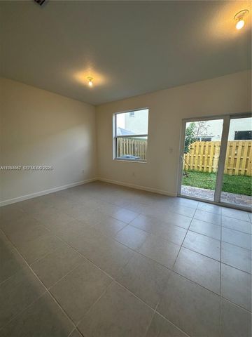 2892 SE 25th Rd 2892, Homestead, FL 33035