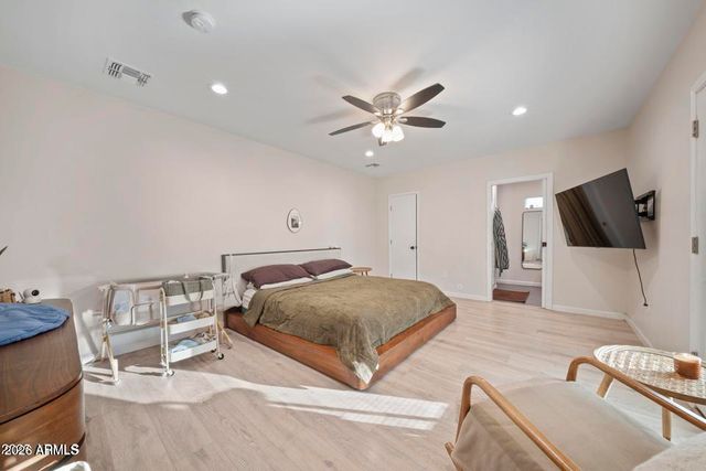 2547 W ADAMS Street, Phoenix, AZ 85009