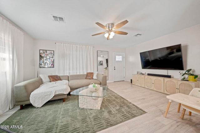 2547 W ADAMS Street, Phoenix, AZ 85009