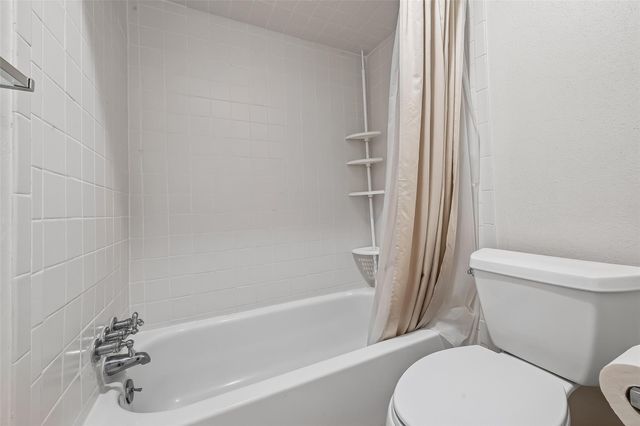 14690 Perthshire Road C, Houston, TX 77079