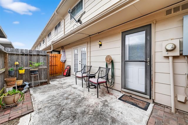 14690 Perthshire Road C, Houston, TX 77079