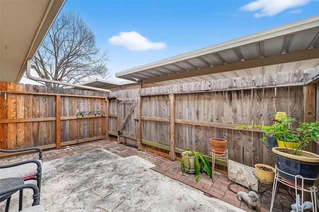 14690 Perthshire Road C, Houston, TX 77079