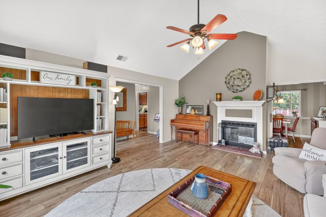510 Williamsport Dr, Smyrna, TN 37167