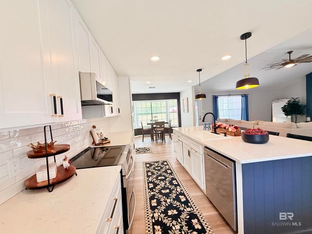 22049 W Hill N Dale Drive, Silverhill, AL 36576