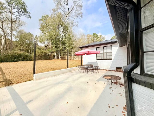 22049 W Hill N Dale Drive, Silverhill, AL 36576