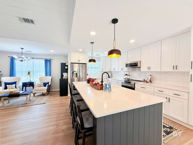 22049 W Hill N Dale Drive, Silverhill, AL 36576