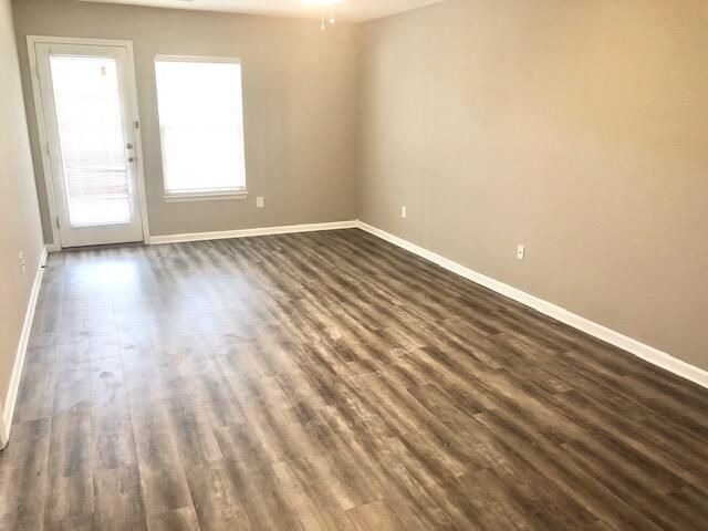 5110 Scarsdale Avenue Apt 103, North Charleston, SC 29418