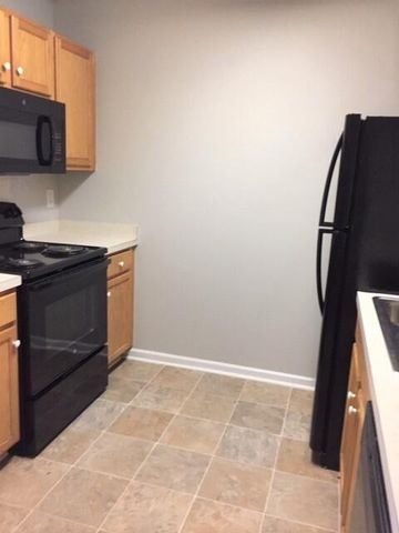 5110 Scarsdale Avenue Apt 103, North Charleston, SC 29418
