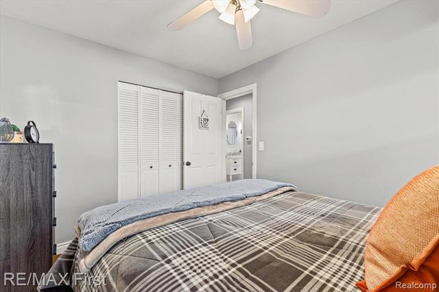 29553 Cunningham Drive, Warren, MI 48092