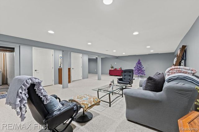 29553 Cunningham Drive, Warren, MI 48092