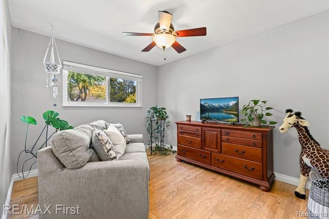 29553 Cunningham Drive, Warren, MI 48092