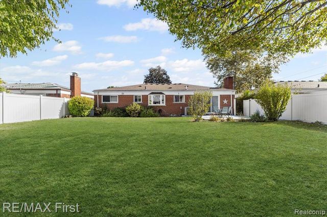 29553 Cunningham Drive, Warren, MI 48092