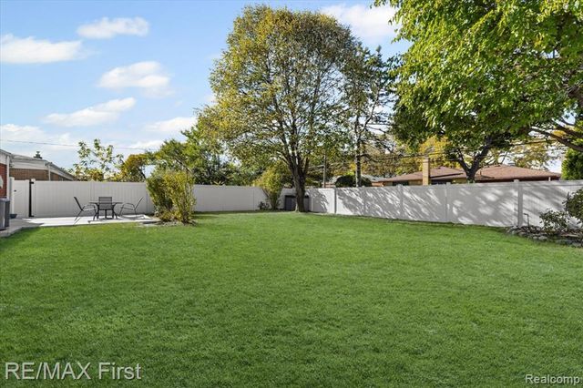 29553 Cunningham Drive, Warren, MI 48092