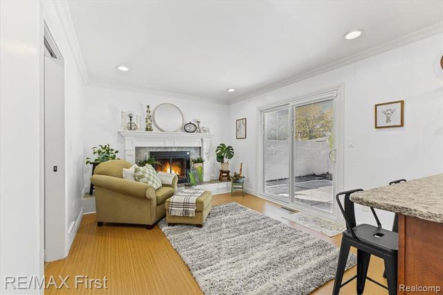 29553 Cunningham Drive, Warren, MI 48092