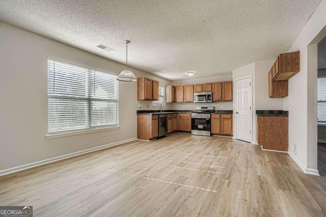 6068 Trotters Circle, Fairburn, GA 30213