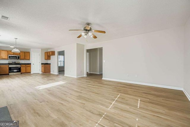 6068 Trotters Circle, Fairburn, GA 30213