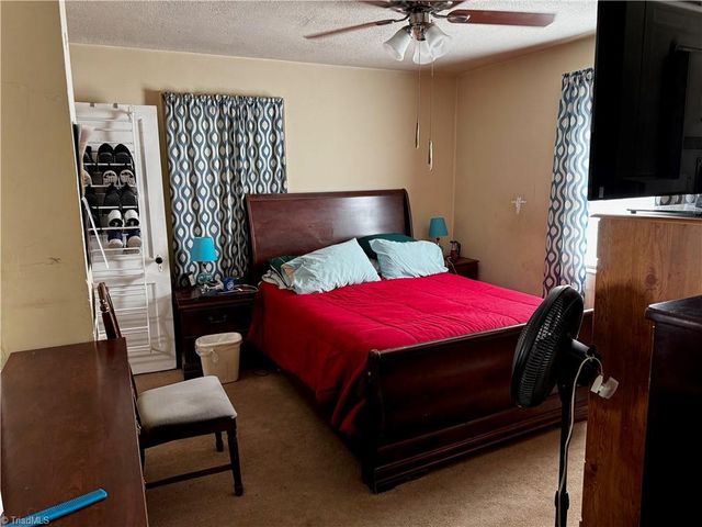 312 Robbins Street, Greensboro, NC 27406