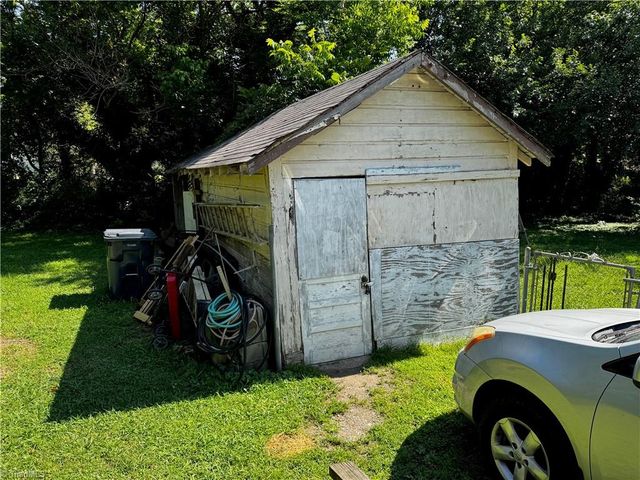 312 Robbins Street, Greensboro, NC 27406