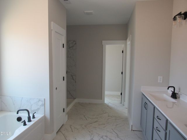 317 Coats Ridge Drive, Benson, NC 27504