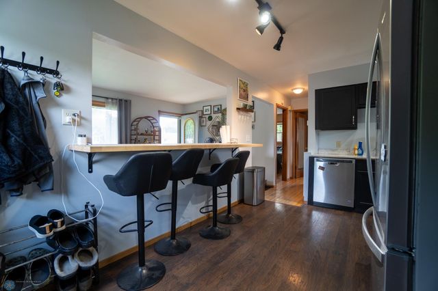 2901 10th Avenue N, Fargo, ND 58102
