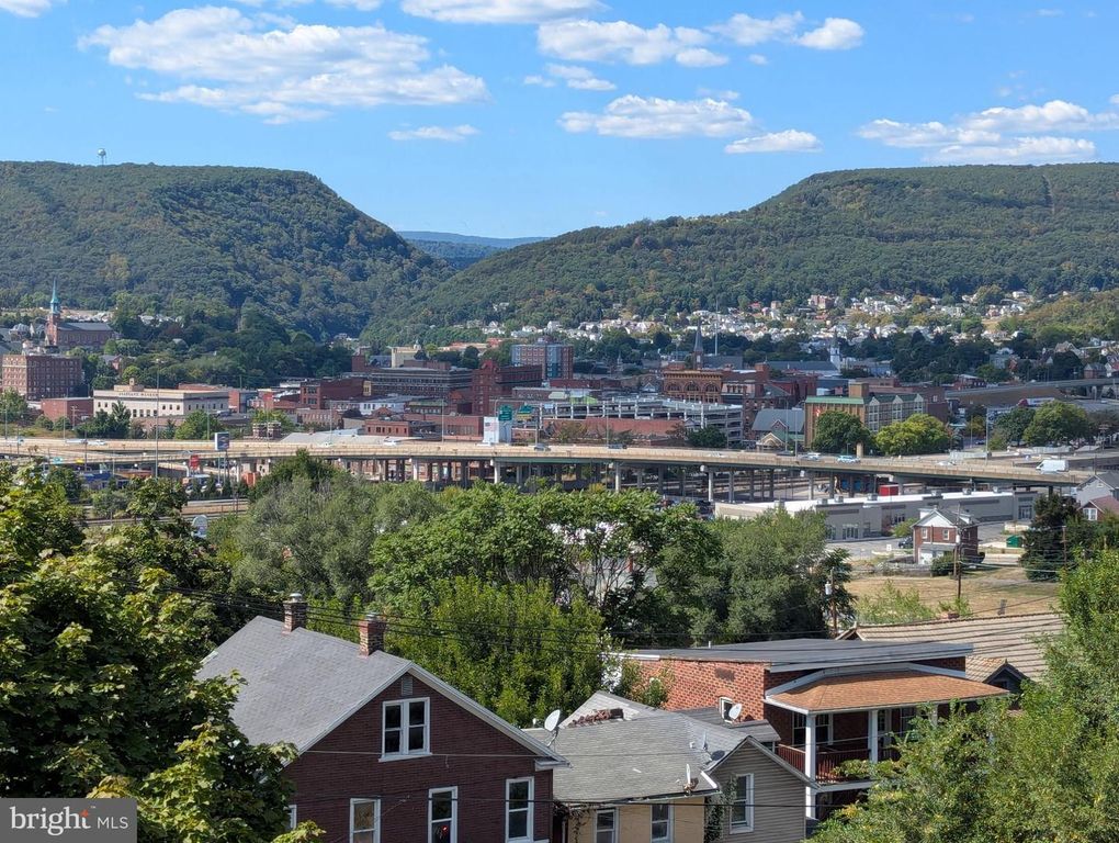 Image 1 of property listing at 346 WILLIAMS ST, Cumberland, MD 21502