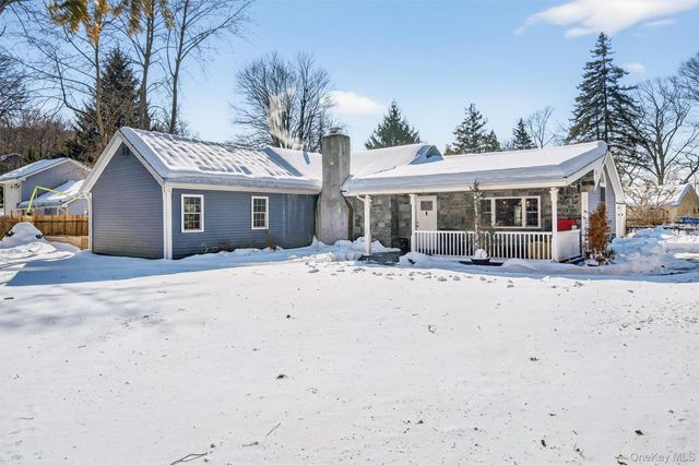 23 Pine Hill Drive, Greenwood Lake, NY 10925