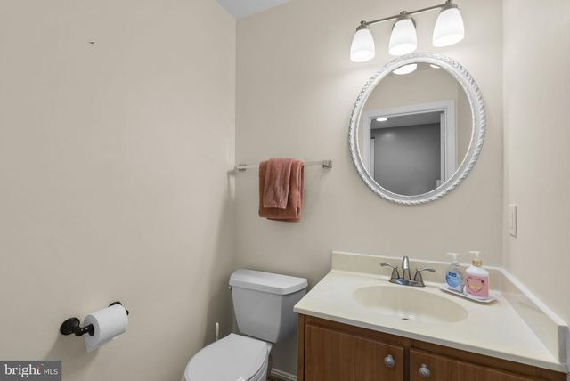 15048 SHAMROCK RIDGE RD, Silver Spring, MD 20906