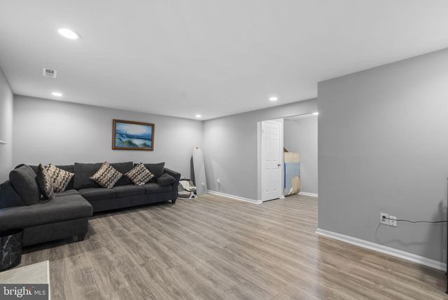 15048 SHAMROCK RIDGE RD, Silver Spring, MD 20906