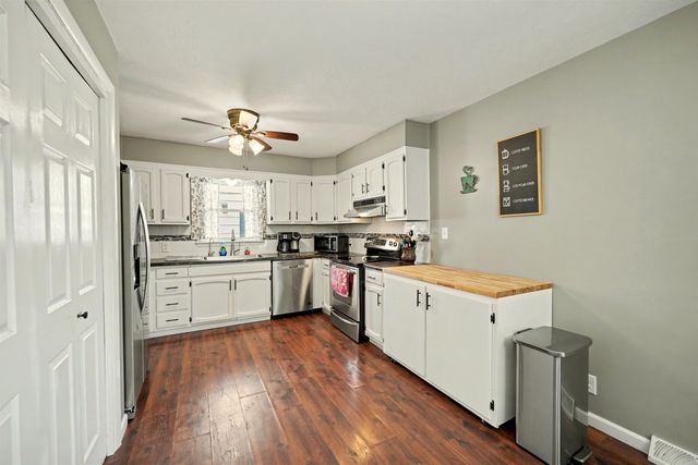 647 E Neal Ave, Salina, KS 67401