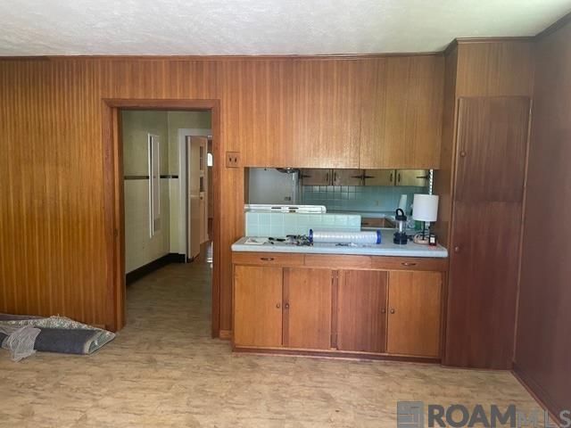 555 Ursuline Dr, Baton Rouge, LA 70808